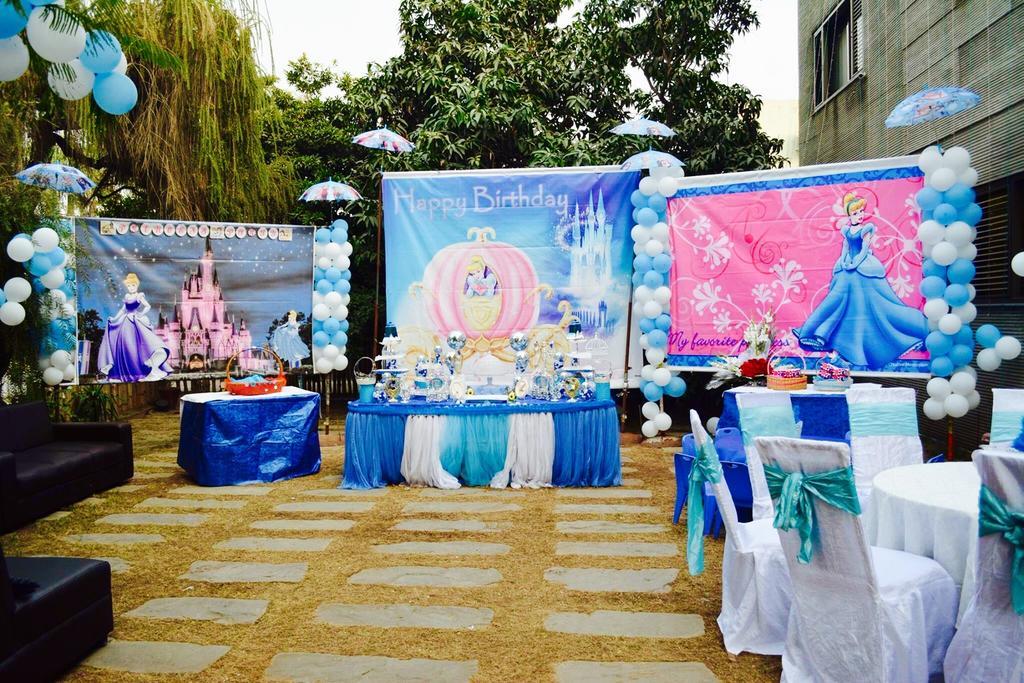 Royaute Luxury Suites And Hotel Gulberg Lahore Bagian luar foto